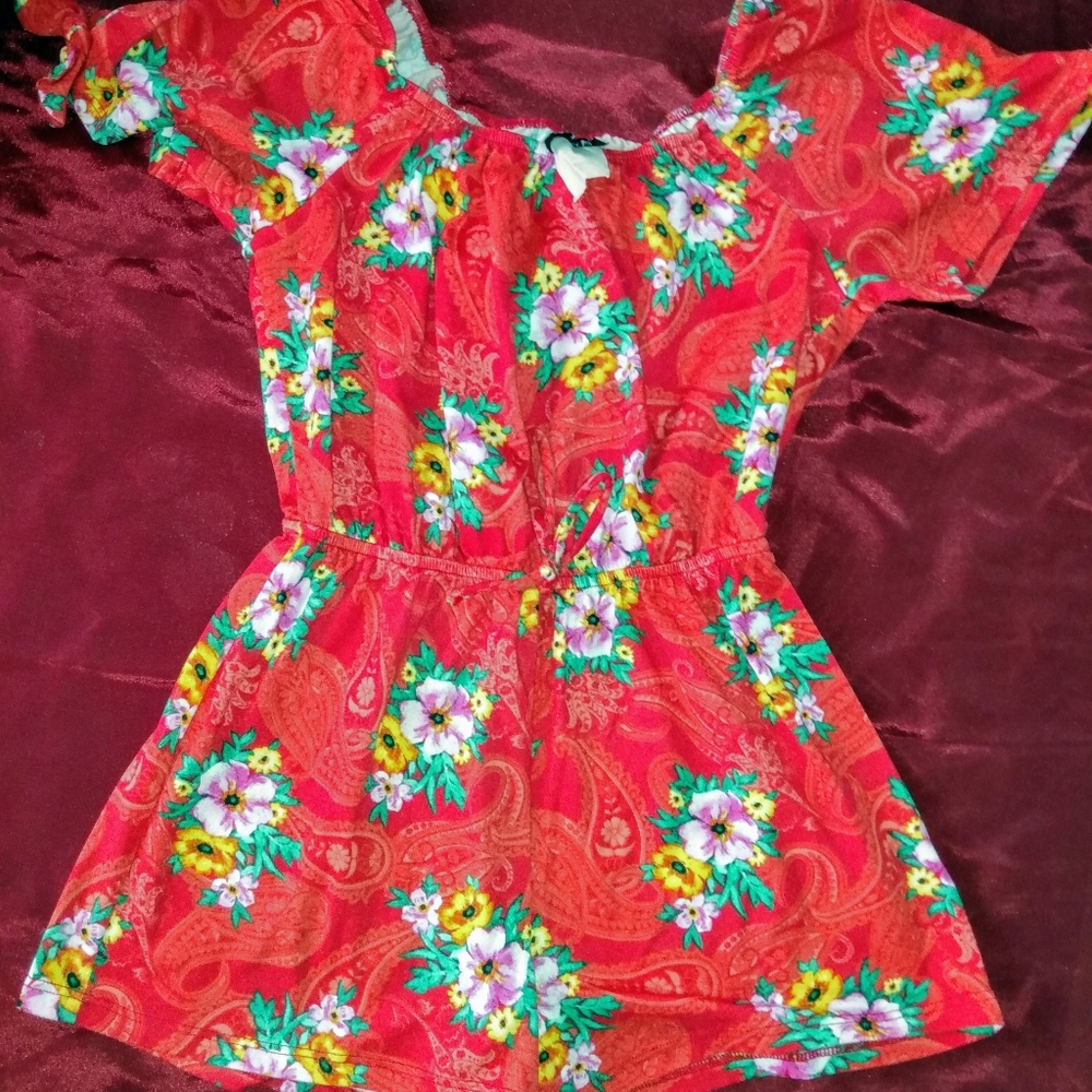 Girls dress